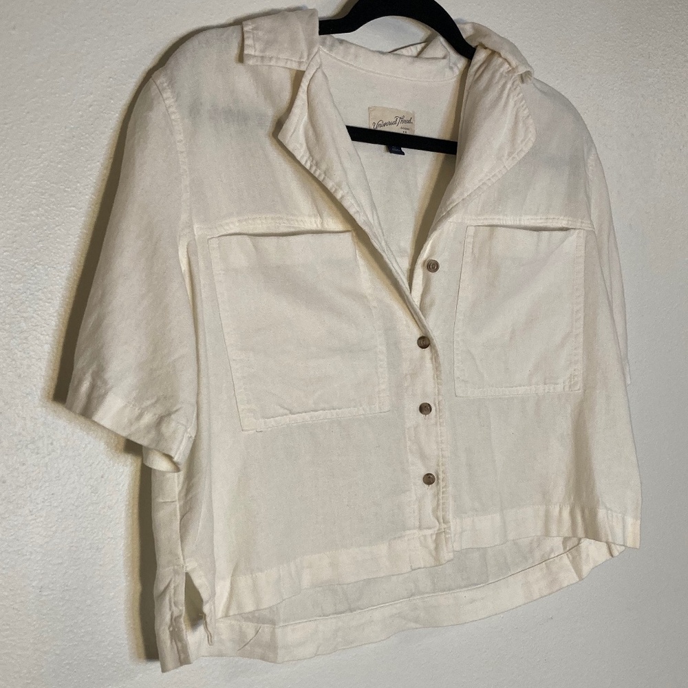 universal thread linen boxy cropped relaxed button front top
